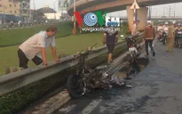 Xe máy bốc cháy ngùn ngụt, hai vợ chồng thoát chết trong gang tấc