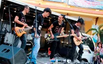 Phạm Anh Khoa đốt nhiệt 1.000 sinh viên ĐH Sài Gòn