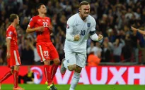 Juan Mata và Xavi đồng loạt lên tiếng bênh vực Rooney