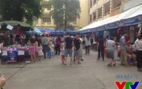Thỏa sức mua sắm tại Hội chợ giao lưu làm cha mẹ 2015