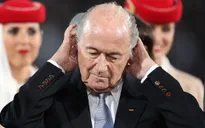 Sepp Blatter chối bỏ trách nhiệm trong vụ bê bối của FIFA