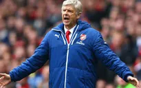 HLV Wenger "giương cờ trắng" trước Chelsea của Mourinho