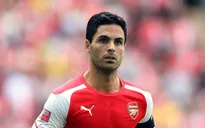 Arsenal mất Mikel Arteta tới cuối mùa giải 2014/15