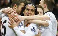 Van Gaal: Falcao không xứng 50 triệu bảng