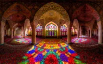 Chiêm ngưỡng vẻ đẹp kỳ ảo của nhà thờ Hồi giáo tại Iran