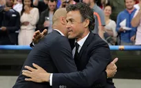 Barcelona giành vé đi tiếp, HLV Enrique được ca ngợi hết lời