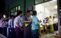 Người dân Myanmar bầu cử tự do đầu tiên sau 25 năm