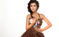 Kim Tuyến 'Tuổi thanh xuân' đẹp mơ màng trong bộ ảnh mới