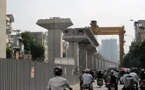 Thi công trở lại 5/12 nhà ga tuyến đường sắt trên cao