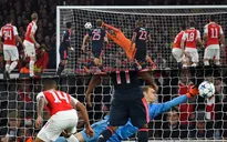 Cech và Neuer được ca ngợi hết lời sau cuộc đại chiến Arsenal - Bayern