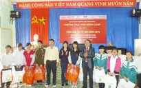 Hơn 20 tỷ đồng dành tặng trẻ em nghèo, khuyết tật