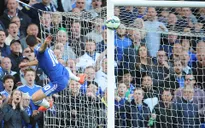 Lập đại công cho Chelsea, "người hùng" Hazard vẫn khiêm tốn