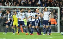 West Bromwich 3-0 Chelsea: Tân vương nhận trái đắng