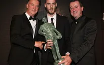 SỐC: Nhận giải Cầu thủ xuất sắc nhất Man Utd, De Gea vẫn không hứa hẹn ở lại