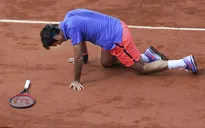 Pháp mở rộng 2015: Roger Federer thua bẽ bàng tại tứ kết