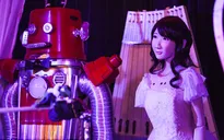 Đám cưới robot đầu tiên tại Nhật Bản