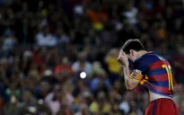 Barcelona đại thắng song Messi lại đá hỏng phạt đền