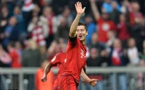 Lewandowski là người thứ 21 trong lịch sử lập cú penta