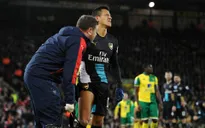 Hòa thất vọng Norwich, Arsenal mất luôn Koscielny, Sanchez