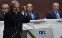 Sepp Blatter tái đắc cử Chủ tịch FIFA giữa cơn bão khủng hoảng