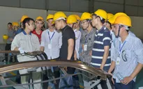 Sinh viên ngành kỹ thuật ô tô tham quan Hyundai Thành Công