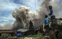 Indonesia: Núi lửa hoạt động, hàng nghìn người sơ tán