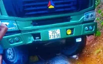 Đâm trực diện xe tải giữa trời mưa to, 3 thanh niên tử vong