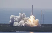 Mỹ: Tên lửa SpaceX Falcon 9 phát nổ sau khi rời bệ phóng