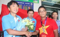 Olympic Việt Nam trở về trong tình yêu của người hâm mộ TP.HCM