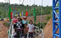 Đưa 80 cầu treo dân sinh phục vụ Tết