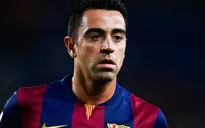 Xavi chấp nhận ở lại "cứu rỗi" Barcelona tới năm 2016