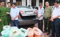 Bắt giữ 2 đối tượng vận chuyển gần 300kg thuốc nổ