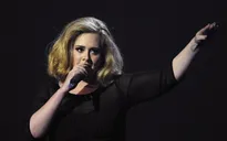 Adele tiếp tục vượt mặt Taylor Swift