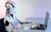 Robot giúp con người tiết kiệm thời gian, sức lực
