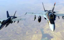 Pháp lần đầu tiên tiến hành không kích IS ở Syria