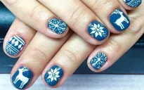 Làm đỏm với móng tay phong cách Giáng sinh