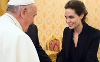 Vì sao Angelina Jolie không xuất hiện tại Quả cầu vàng 2015?