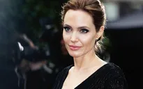 Angelina Jolie làm phim cùng con trai