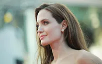 Angelina Jolie thú nhận nấu nướng dở tệ