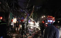 TP.HCM: Cháy chung cư, nhiều người dân hoảng loạn
