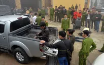 Lào Cai: Bắt 12 bánh heroin giấu trong xe bán tải