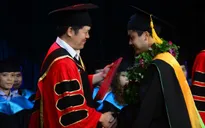 Hà Nội đặc cách vào công chức cho nhiều thủ khoa, sinh viên xuất sắc
