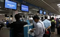 Cục Hàng không yêu cầu giảm giá vé máy bay
