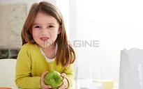 Trẻ em Mỹ thích ăn táo nhất