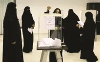 20 phụ nữ đầu tiên trúng cử Hội đồng địa phương ở Saudi Arabia