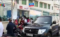 TP.HCM: Cận Tết, nhiều người không rút được tiền tại ATM