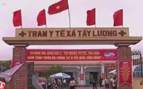 Cảm phục bác sĩ áo lính chữa bệnh nơi đảo xa