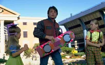 Cảnh sát Australia sử dụng ván bay hưởng ứng ngày “Back to the future”