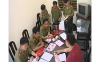 Phát hiện đường dây sản xuất giấy tờ giả quy mô lớn