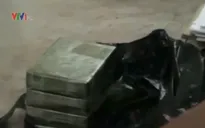 Cao Bằng: Bắt 4 đối tượng đang giao dịch 5 bánh heroin